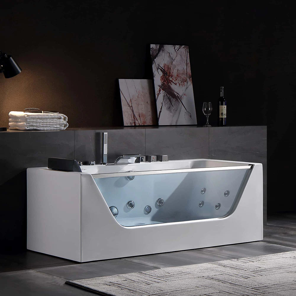 Luxury bathroom design with jacuzzi bath tub